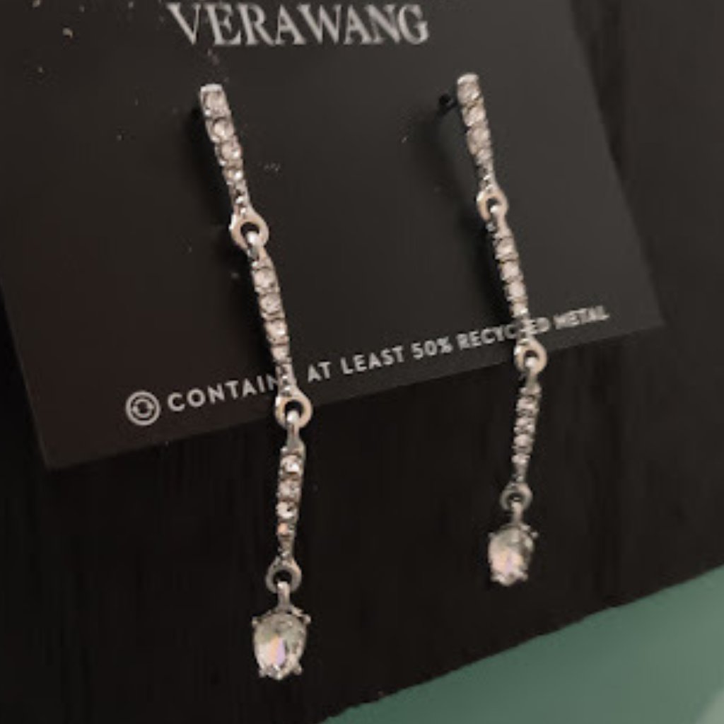 Vera Wang Romantic Silver Clear Crystal Linear Drop EarringsNew 15$